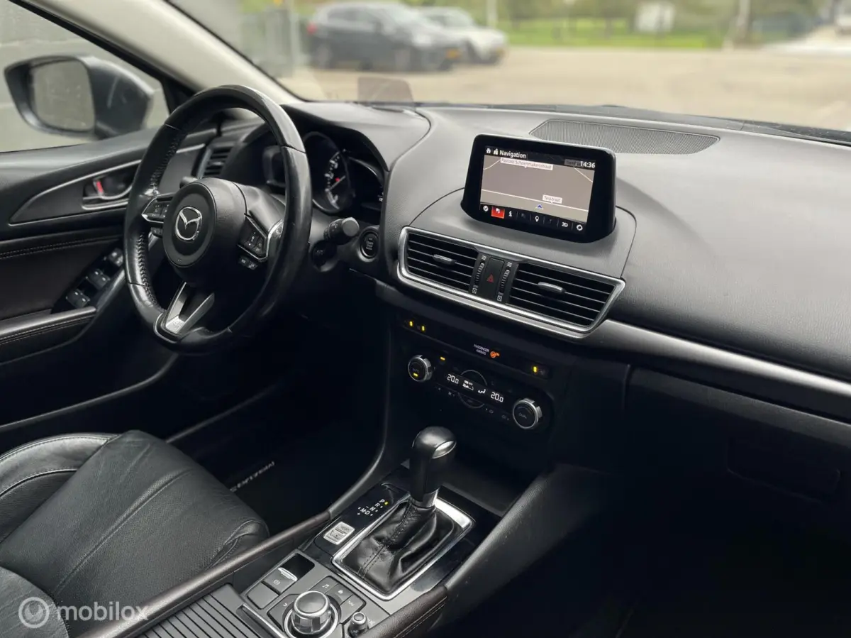 2.0 SkyActiv-G 120 GT-M Automaat | Leder | CarPlay | HUD | PDC | Trekhaak| BOSE | Xenon |