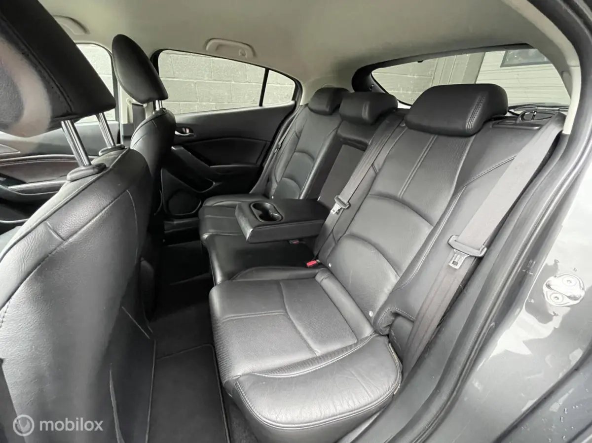 2.0 SkyActiv-G 120 GT-M Automaat | Leder | CarPlay | HUD | PDC | Trekhaak| BOSE | Xenon |