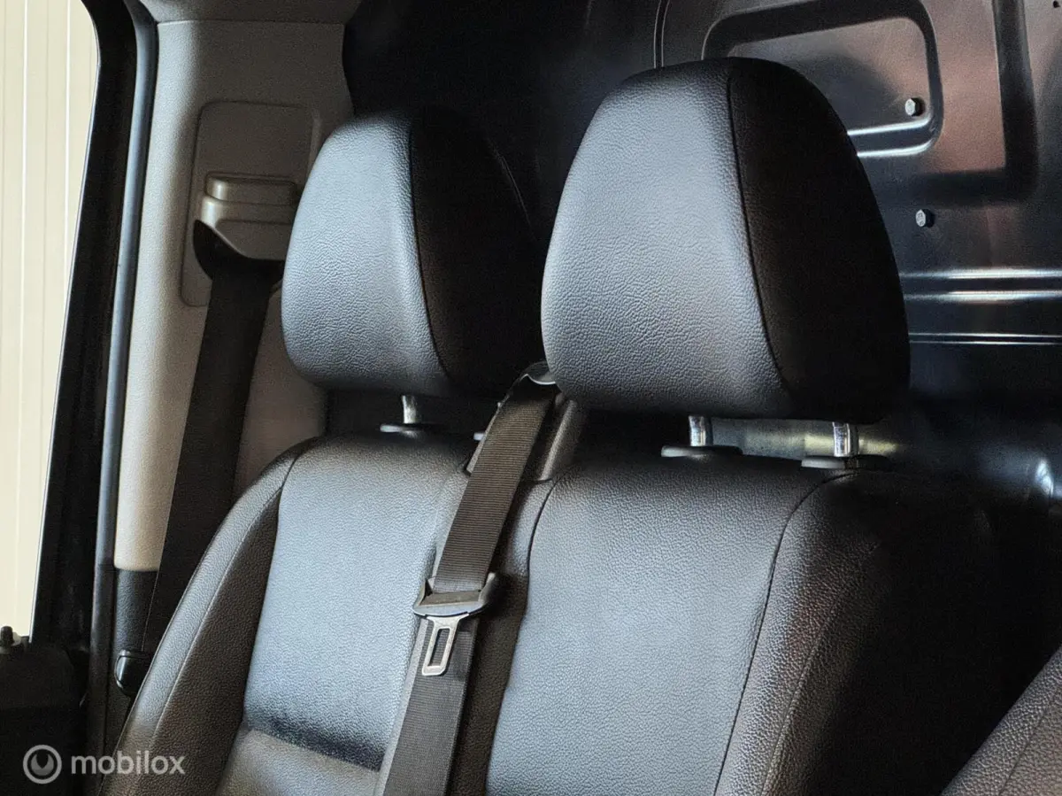 Bestel 109 CDI Euro 6 [ NAP 3 zits trekh cruise climate leer ]