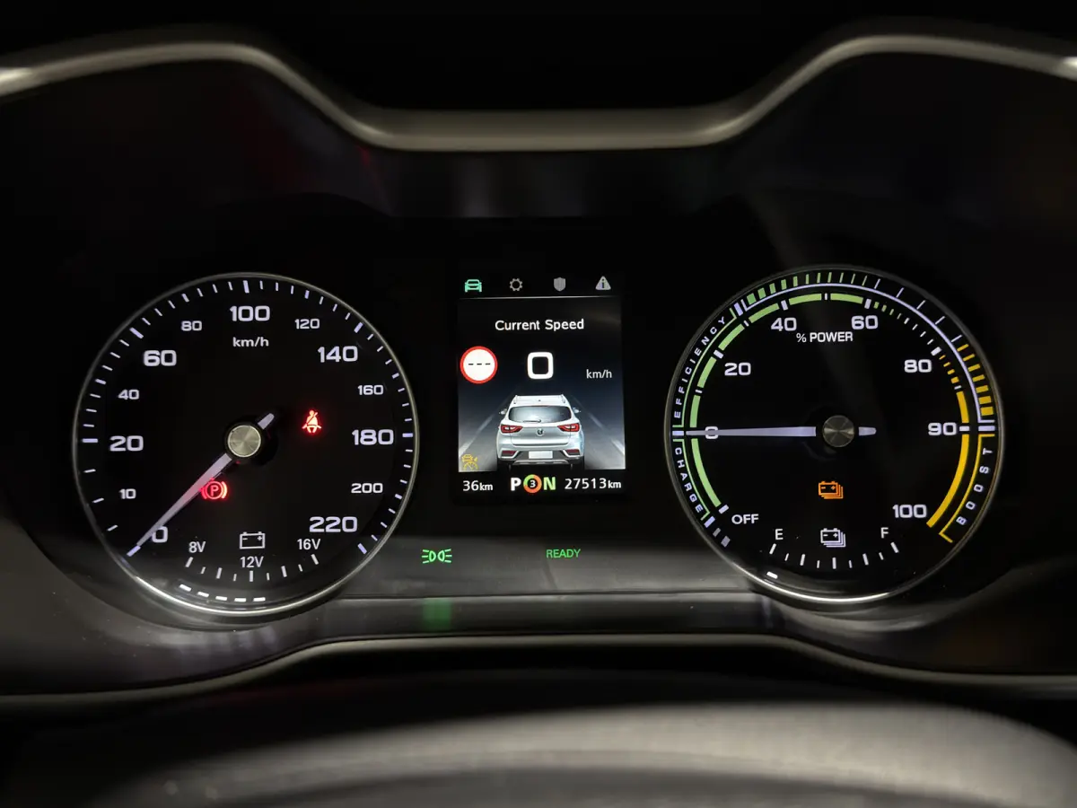 Luxury 45 kWh | Panoramadak | Leder interieur | Keyless | ACC | Apple CarPlay - Android Auto