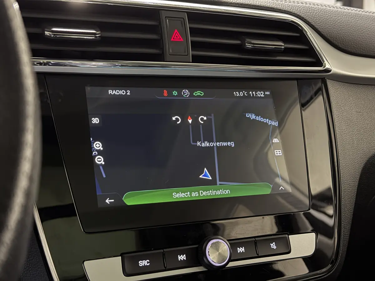 Luxury 45 kWh | Panoramadak | Leder interieur | Keyless | ACC | Apple CarPlay - Android Auto