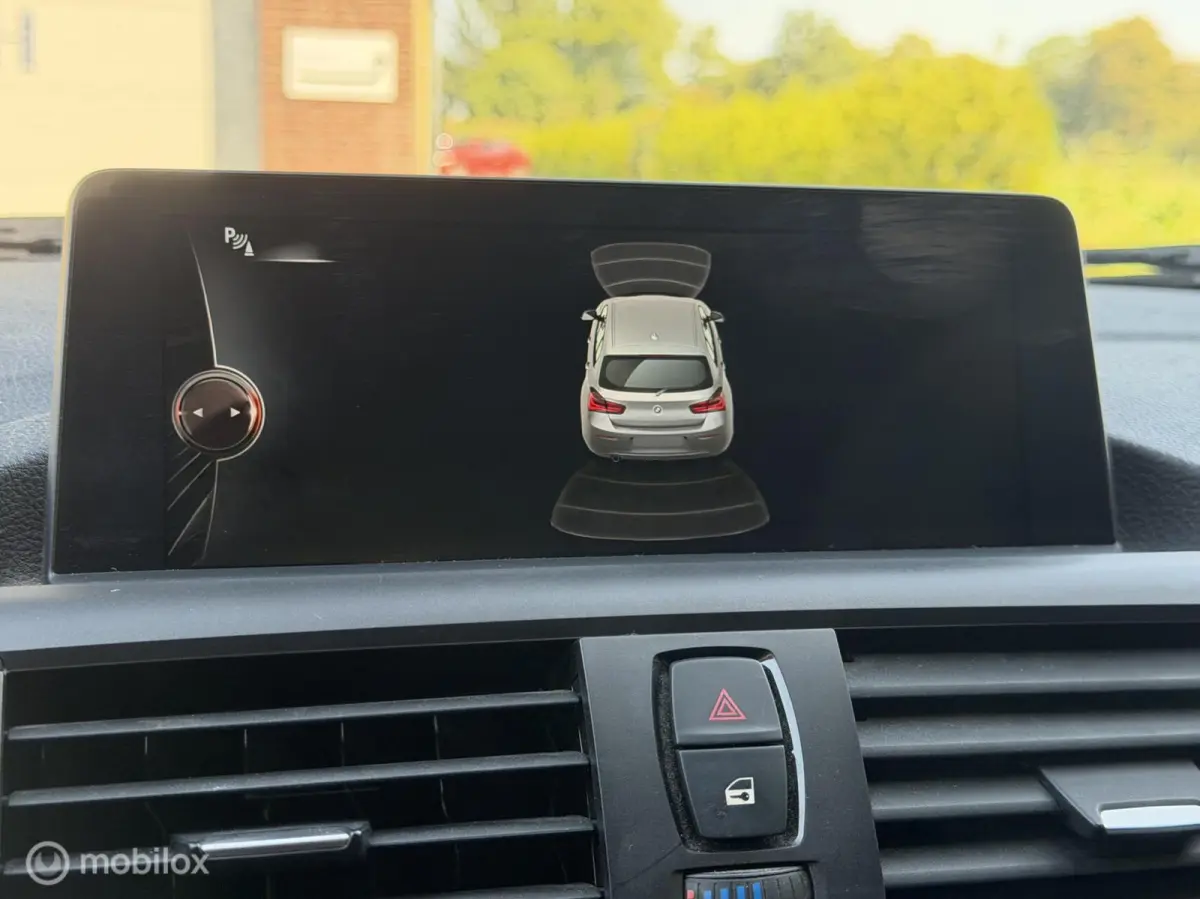 116i LCI High Executive M-Sport Dealer Ond. Keyless Climate