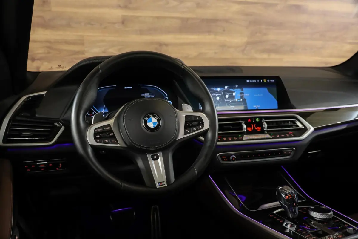 xDrive45e M-Sport|Pano|HUD|360|Dealer|Stuurverwarming|