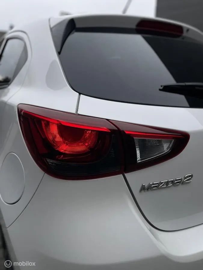 1.5 Skyactiv-G Niseko | AIRCO | Trekhaak | PDC | Lichtmetaal | Lage KM-stand |