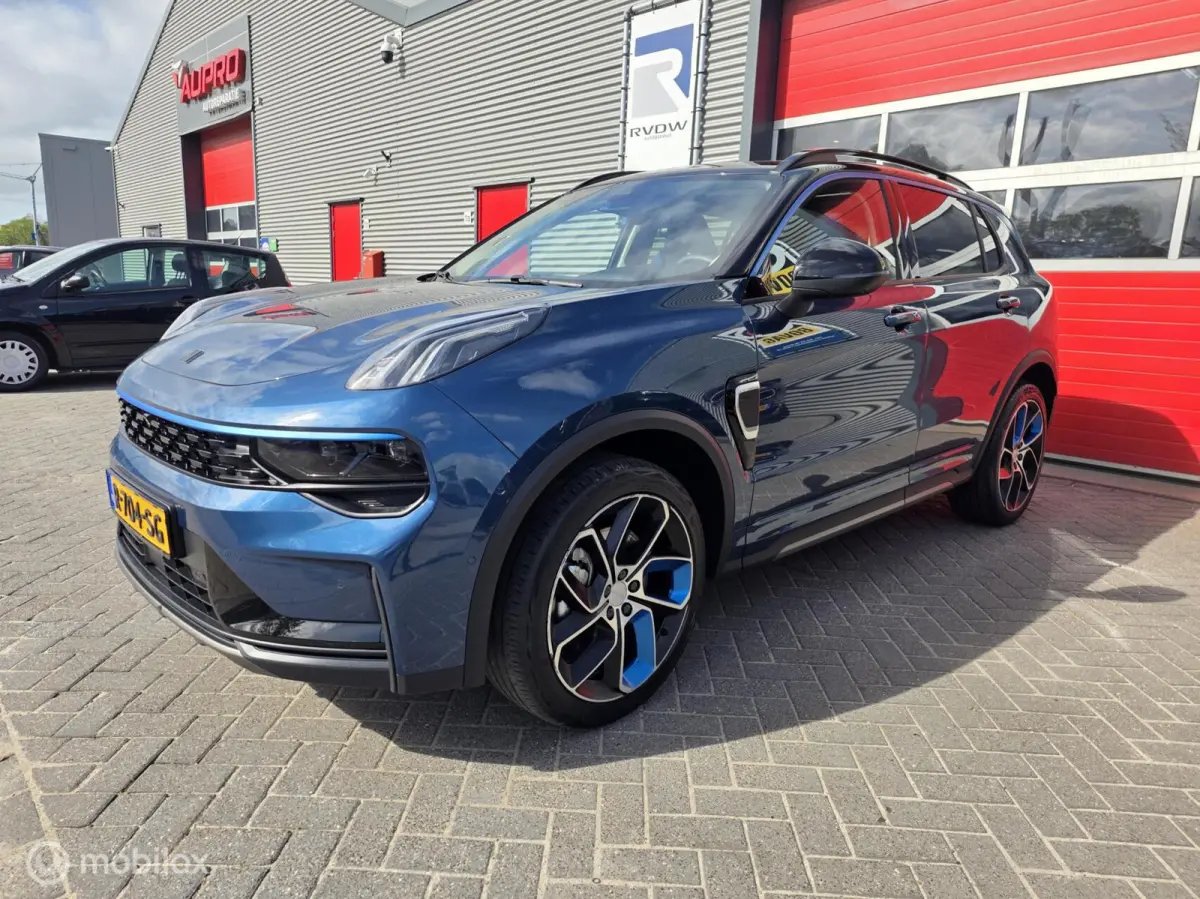 - 1.5 261PK Plug-in Hybrid, Pano, 360 Camera , Apple Carplay✅NL AUTO