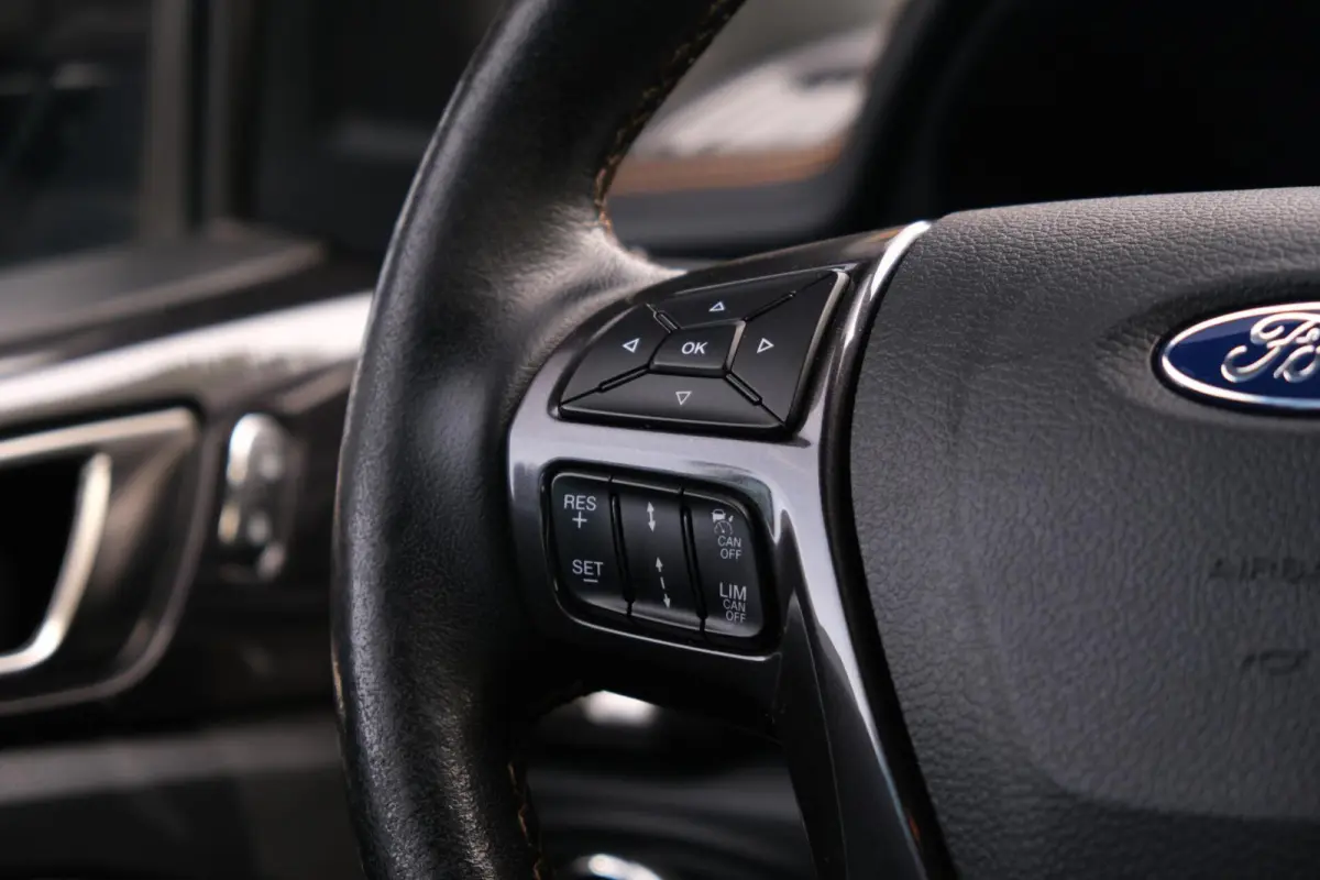 2.0 Bi-turbo Wildtrak Supercab|5-Zits|Marge|ACC|Carplay|Camera|Keyless|4x4|LaneAssist|Standkachel|Trekhaak|