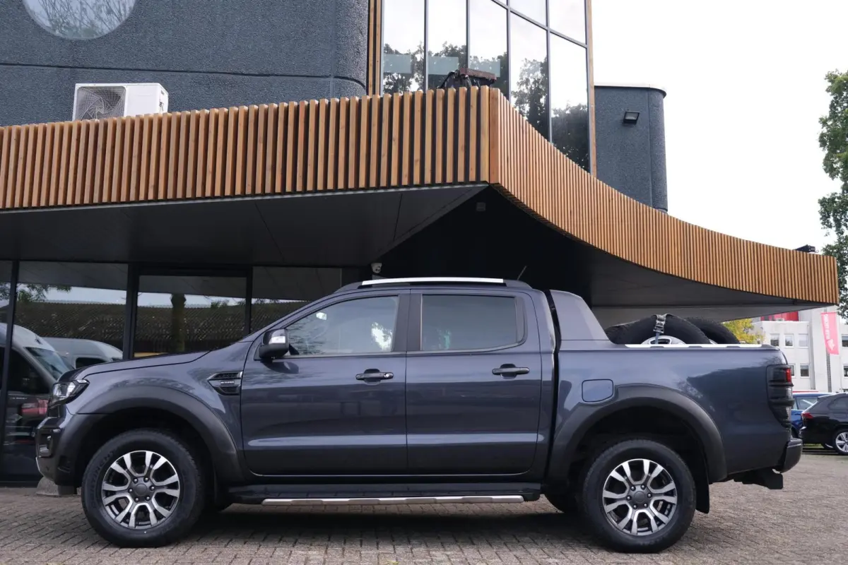 2.0 Bi-turbo Wildtrak Supercab|RIJKLAAR!|5-Zits|Marge|ACC|Carplay|Camera|Keyless|4x4|LaneAssist|Standkachel|Trekhaak|