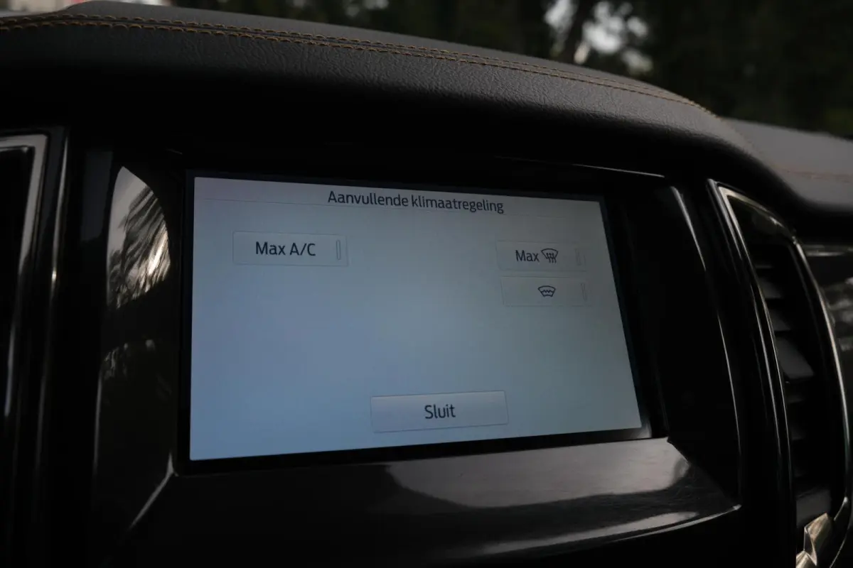2.0 Bi-turbo Wildtrak Supercab|5-Zits|Marge|ACC|Carplay|Camera|Keyless|4x4|LaneAssist|Standkachel|Trekhaak|