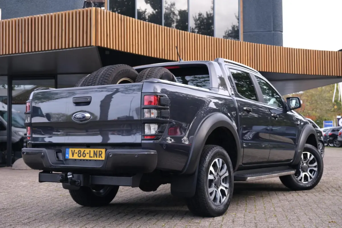 2.0 Bi-turbo Wildtrak Supercab|RIJKLAAR!|5-Zits|Marge|ACC|Carplay|Camera|Keyless|4x4|LaneAssist|Standkachel|Trekhaak|