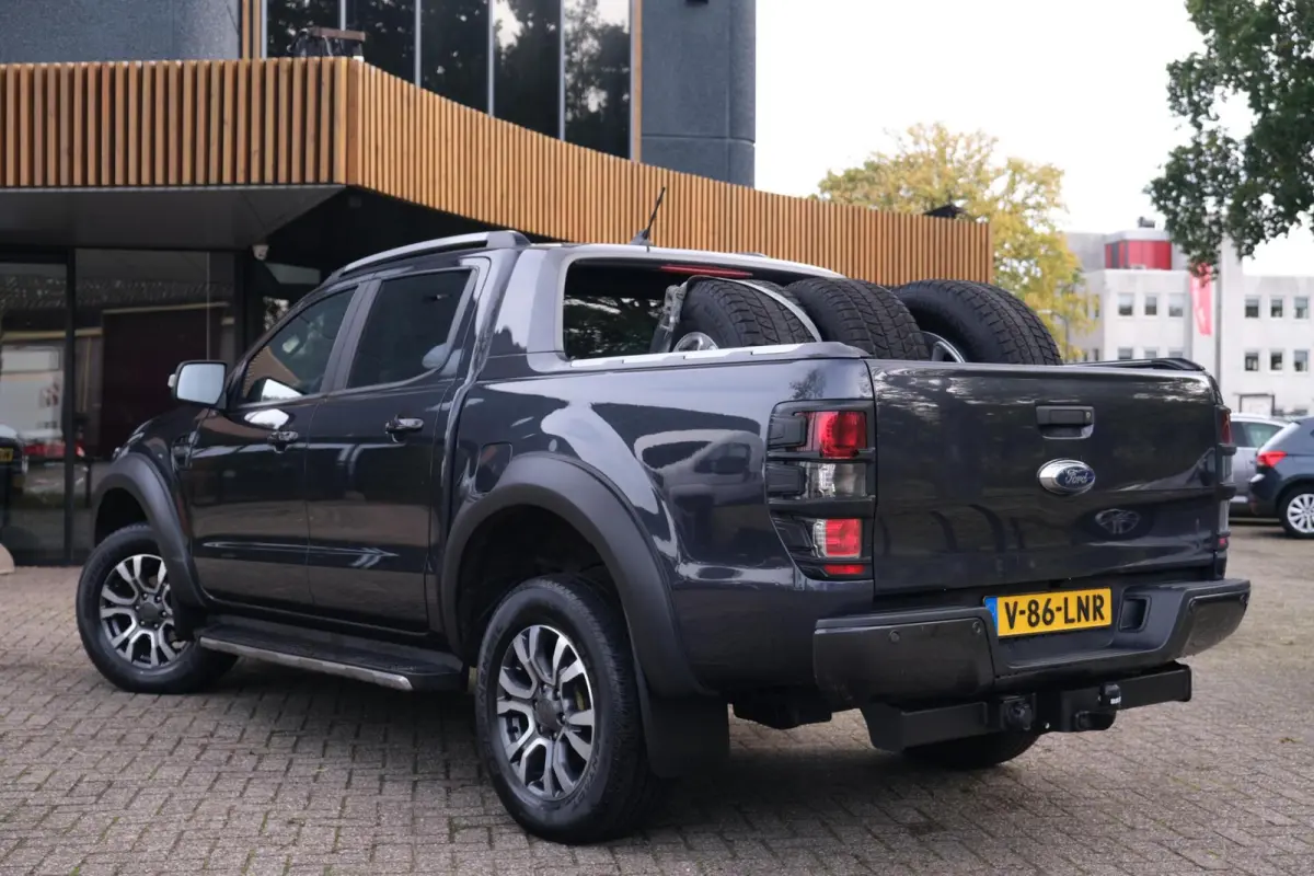 2.0 Bi-turbo Wildtrak Supercab|RIJKLAAR!|5-Zits|Marge|ACC|Carplay|Camera|Keyless|4x4|LaneAssist|Standkachel|Trekhaak|