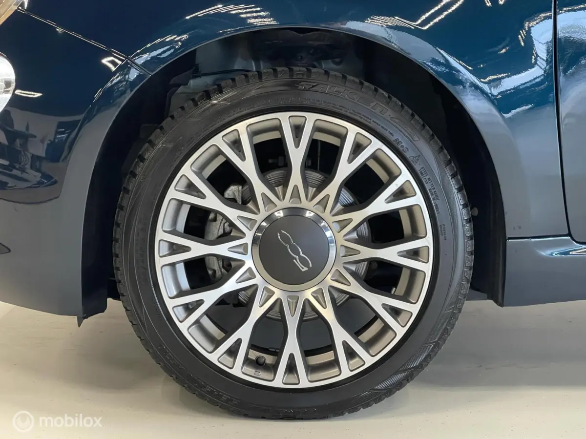 1.0 Hybrid Dolcevita | Glazen Dak | Cruise | 16” LM | PDC | 18.815 KM