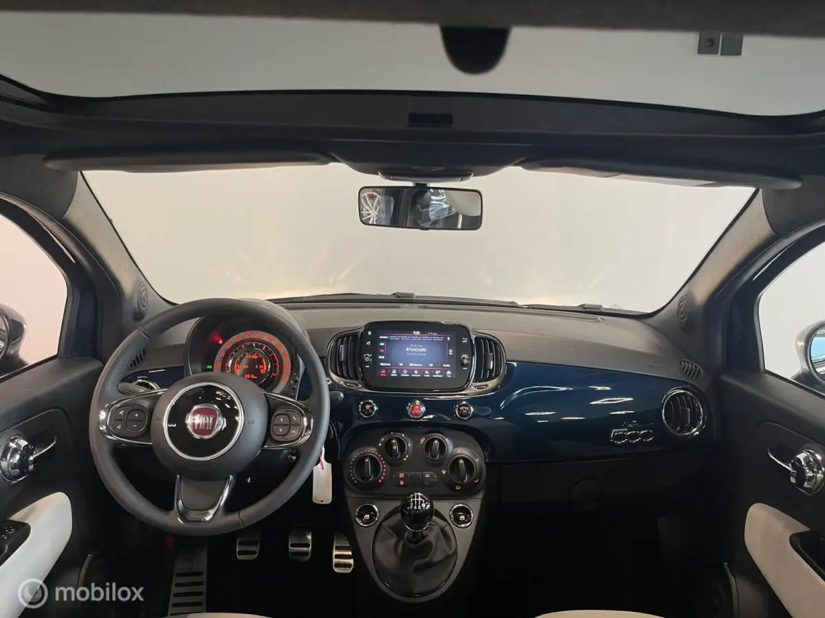 1.0 Hybrid Dolcevita | Glazen Dak | Cruise | 16” LM | PDC | 18.815 KM