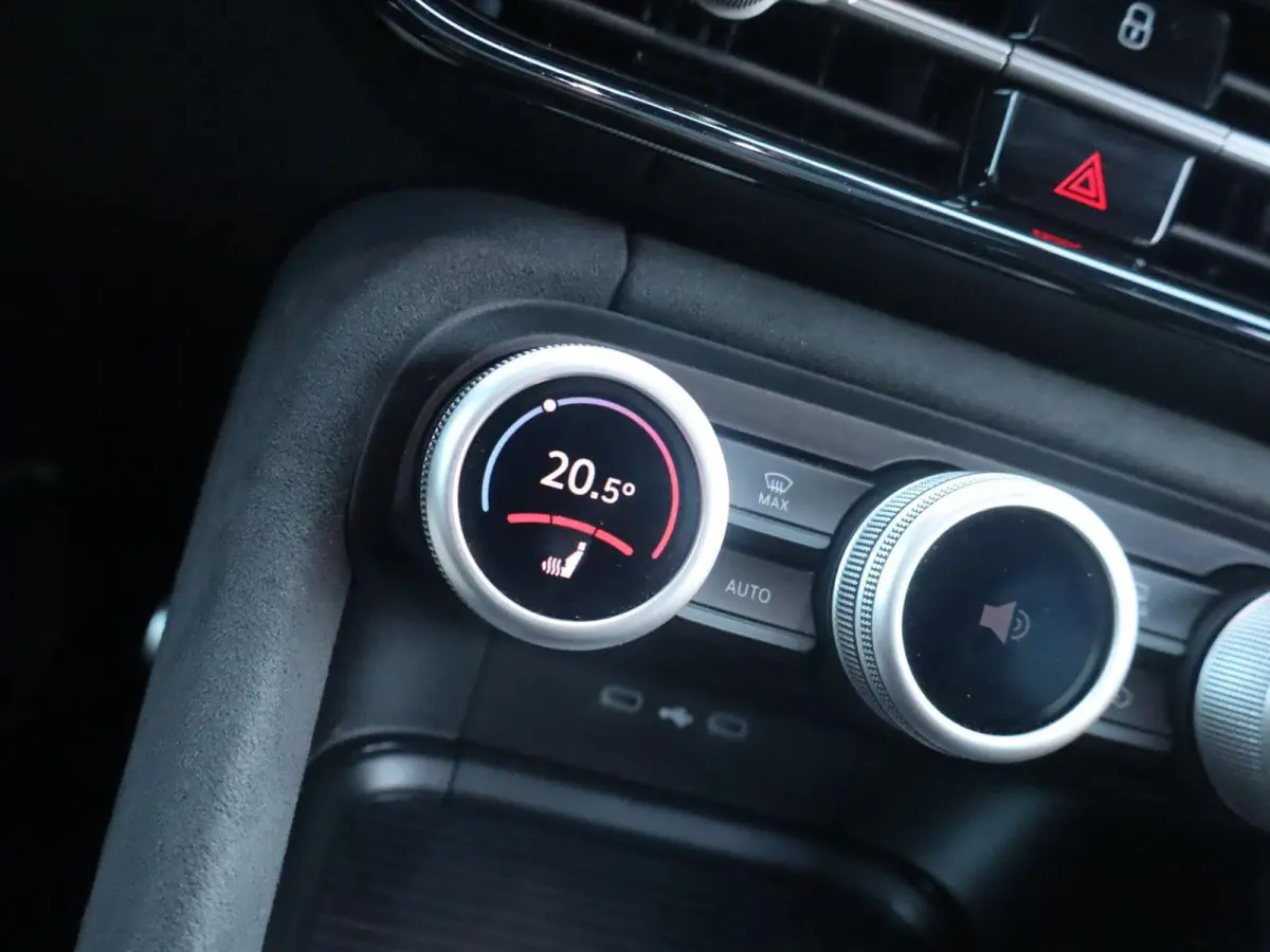 1.5 TSI 204pk PHEV Sportline Business | SoH 100% | Panoramadak | Trekhaak | Achterbank Verwarmd