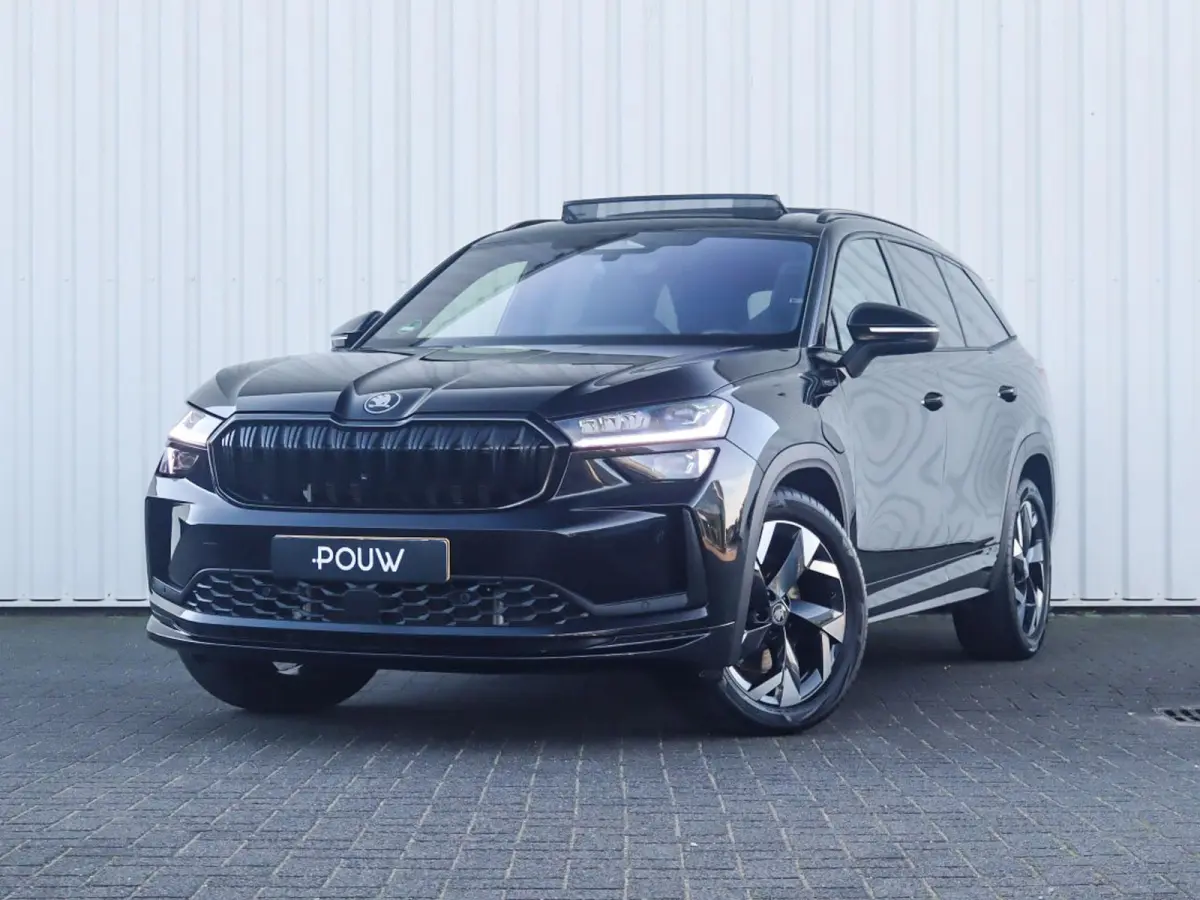 1.5 TSI 204pk PHEV Sportline Business | SoH 100% | Panoramadak | Trekhaak | Achterbank Verwarmd