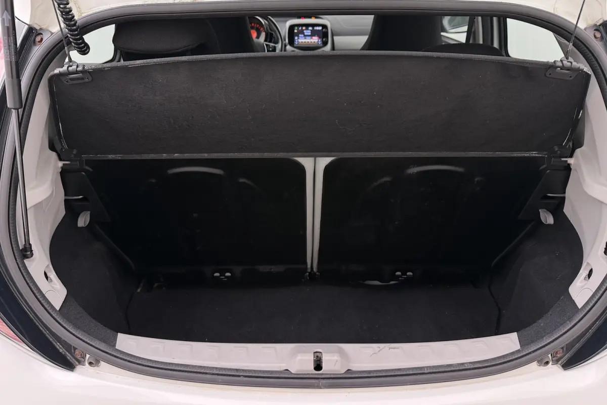 1.0 VVT-i x-wave Cabrio Cruise Camera LMV 16"