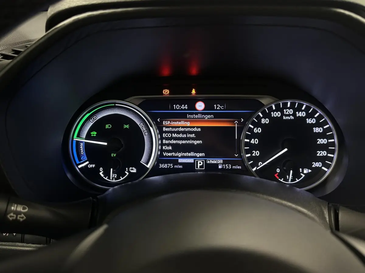 1.6 Hybrid N-Connecta CAMERA CARPLAY NAVI ECC CRUISE.
