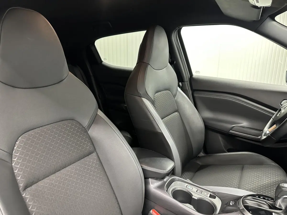 1.6 Hybrid N-Connecta CAMERA CARPLAY NAVI ECC CRUISE.