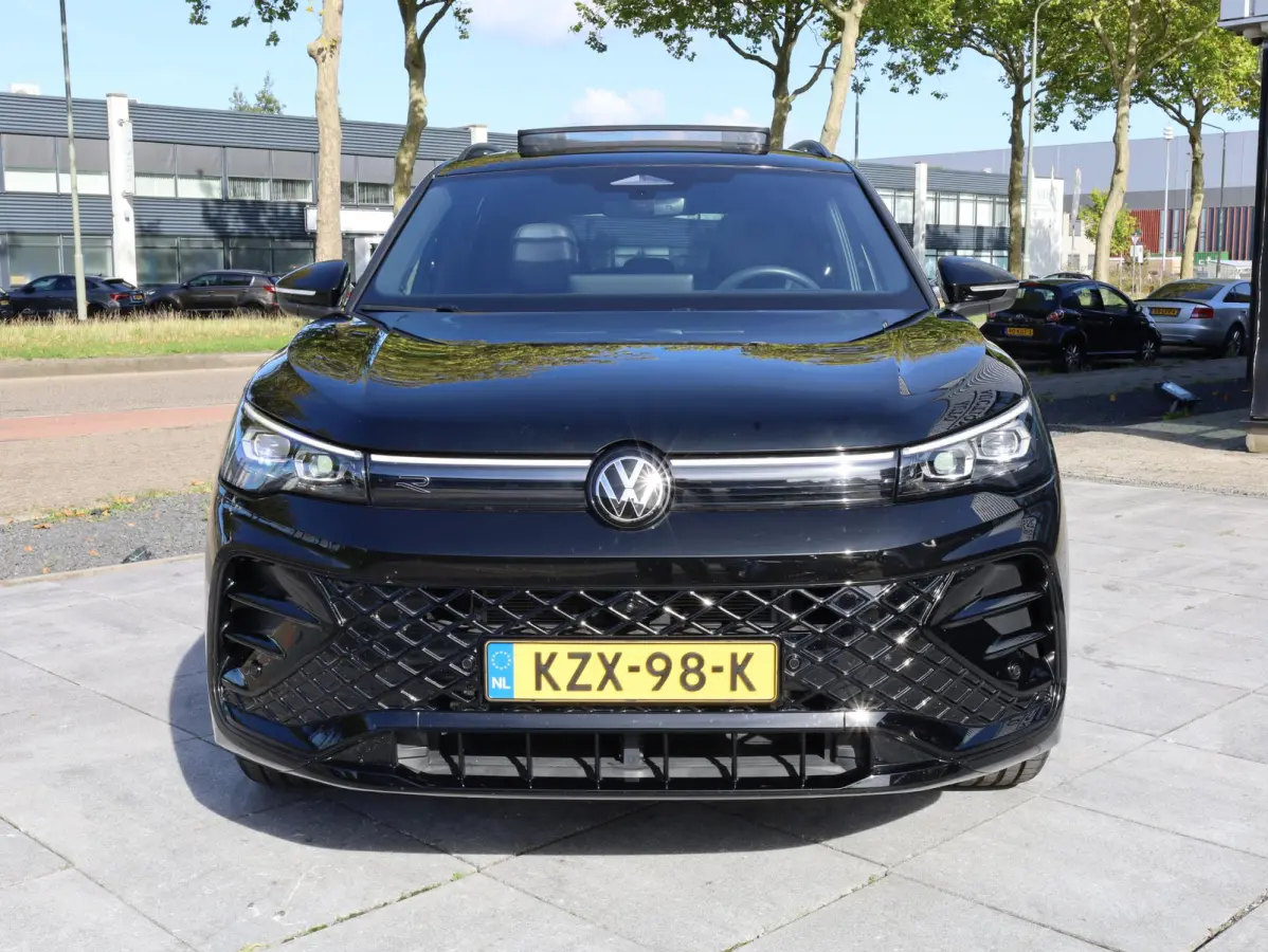 1.5 eHybrid R-Line 272PK | Full Options | Panodak | 21" Inch | Leer | H&K | 360° | Black Style | Head-up | Memory | Stoel Ventilatie | Elektrische kofferklep | Garantie 2030 |