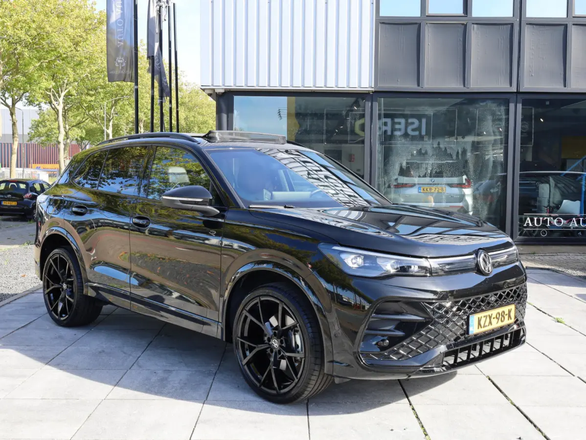 1.5 eHybrid R-Line 272PK | Full Options | Panodak | 21" Inch | Leer | H&K | 360° | Black Style | Head-up | Memory | Stoel Ventilatie | Elektrische kofferklep | Garantie 2030 |