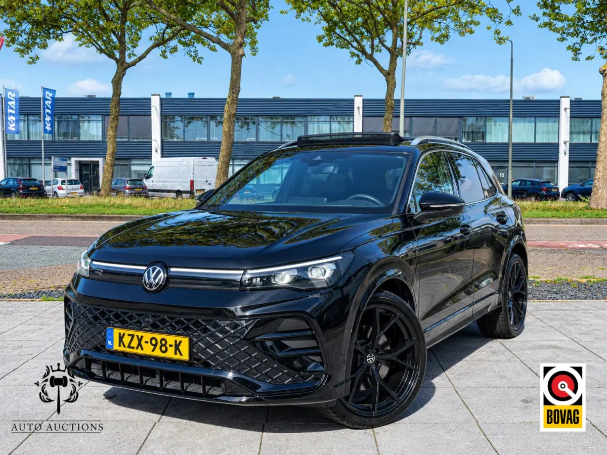 1.5 eHybrid R-Line 272PK | Full Options | Panodak | 21" Inch | Leer | H&K | 360° | Black Style | Head-up | Memory | Stoel Ventilatie | Elektrische kofferklep | Garantie 2030 |