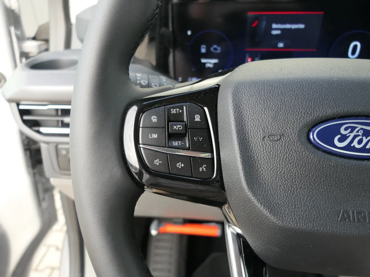 Tourneo 340 2.5 PHEV L2H1 Titanium X | Black Pack | Luxury | Panoramadak | 360 Camera | AGR Stoel | Leder | Adaptive LED | BLIS | Adaptive Cruise | B&O Audio