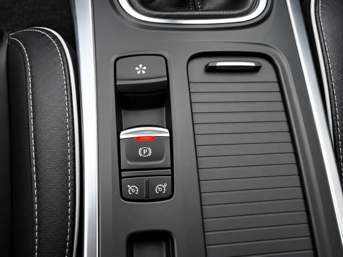 1.3 TCe Bose | Trekhaak | Groot Navigatie Scherm | Dodehoek Detectie | Camera | Cruise Control | Climate Control | Sfeerverlichting