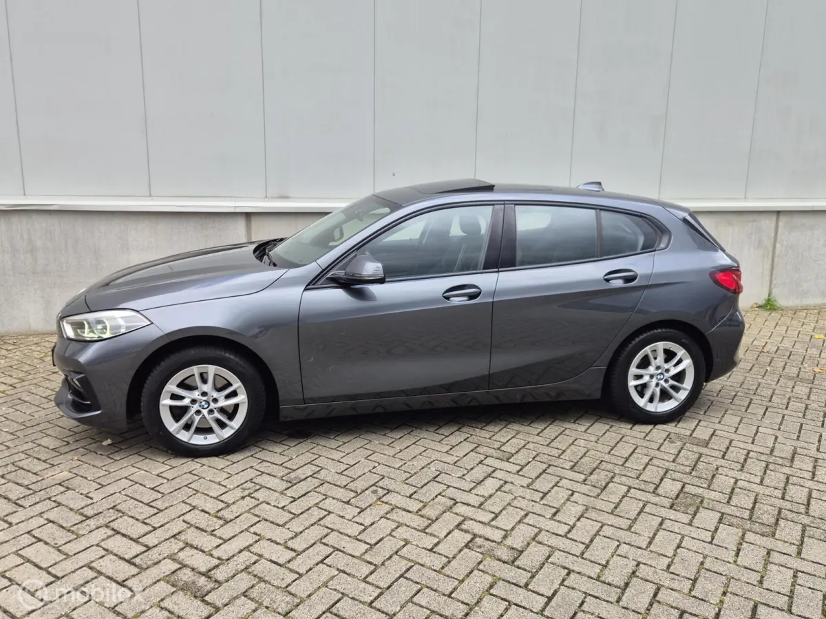 118i Executive Sportline Panoramadak Trekhaak