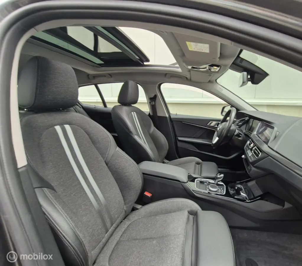118i Executive Sportline Panoramadak Trekhaak