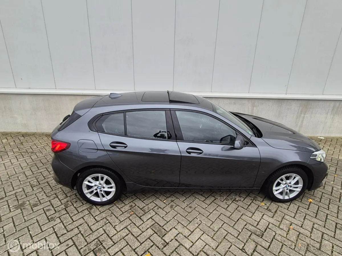 118i Executive Sportline Panoramadak Trekhaak