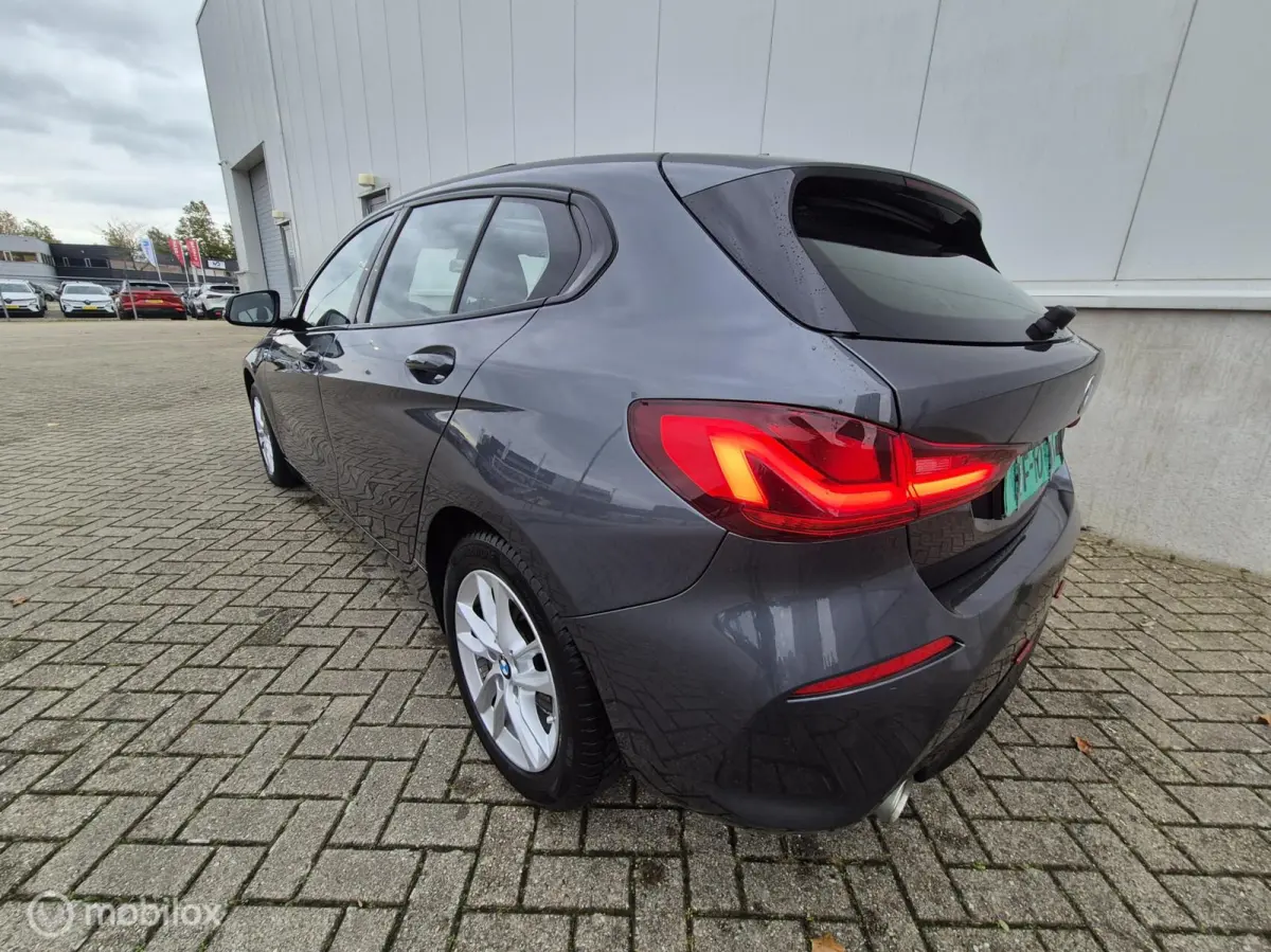 118i Executive Sportline Panoramadak Trekhaak