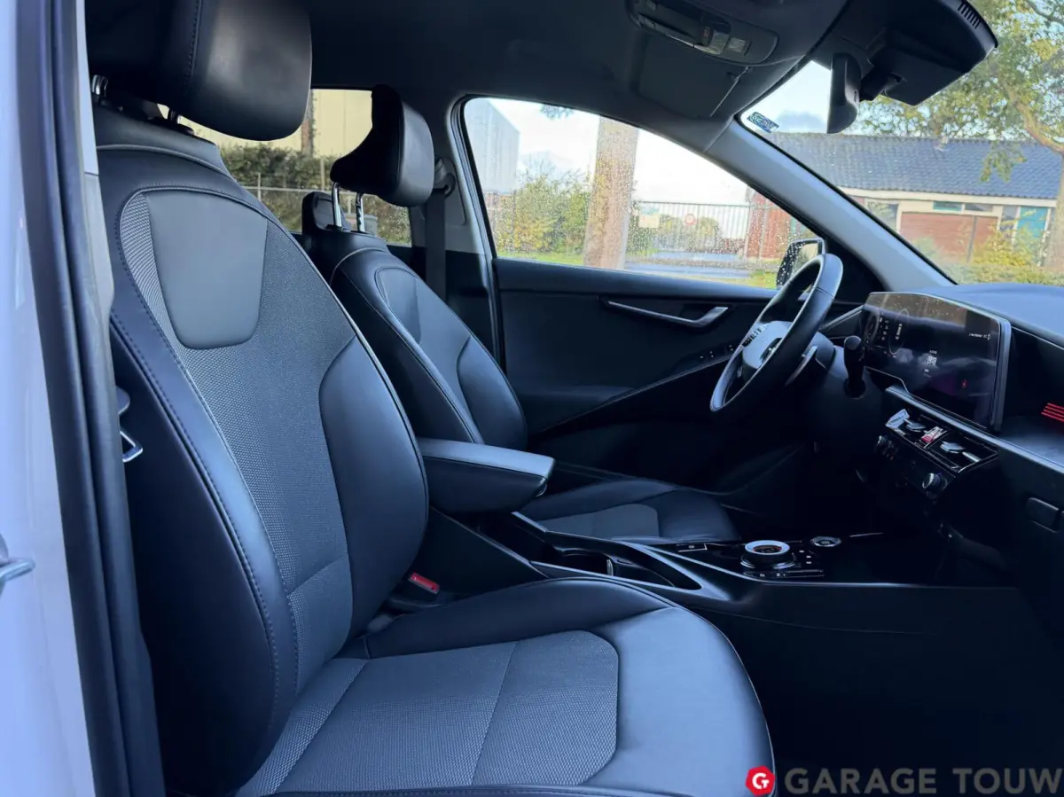 1.6 GDi Hybrid DynamicLine ACC, Camera, Keyless