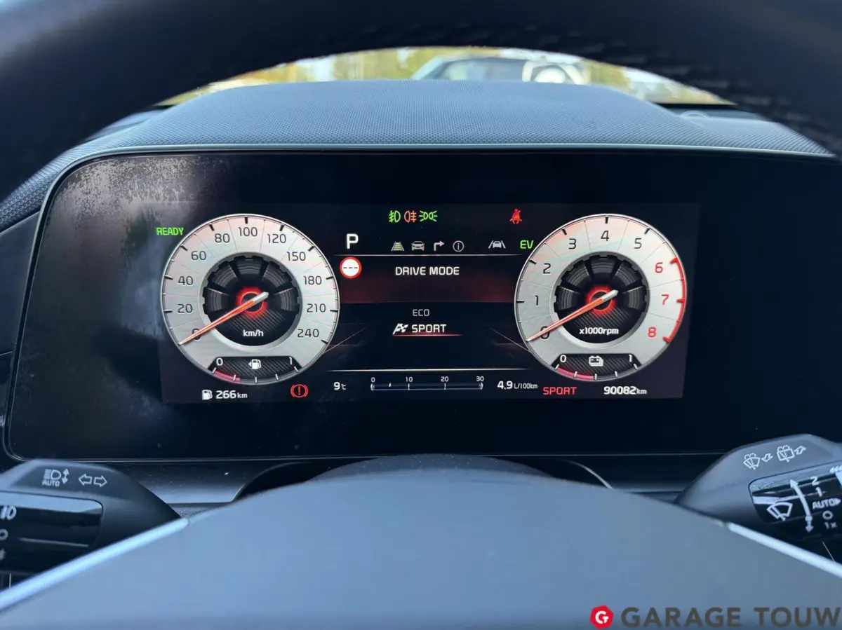 1.6 GDi Hybrid DynamicLine ACC, Camera, Keyless