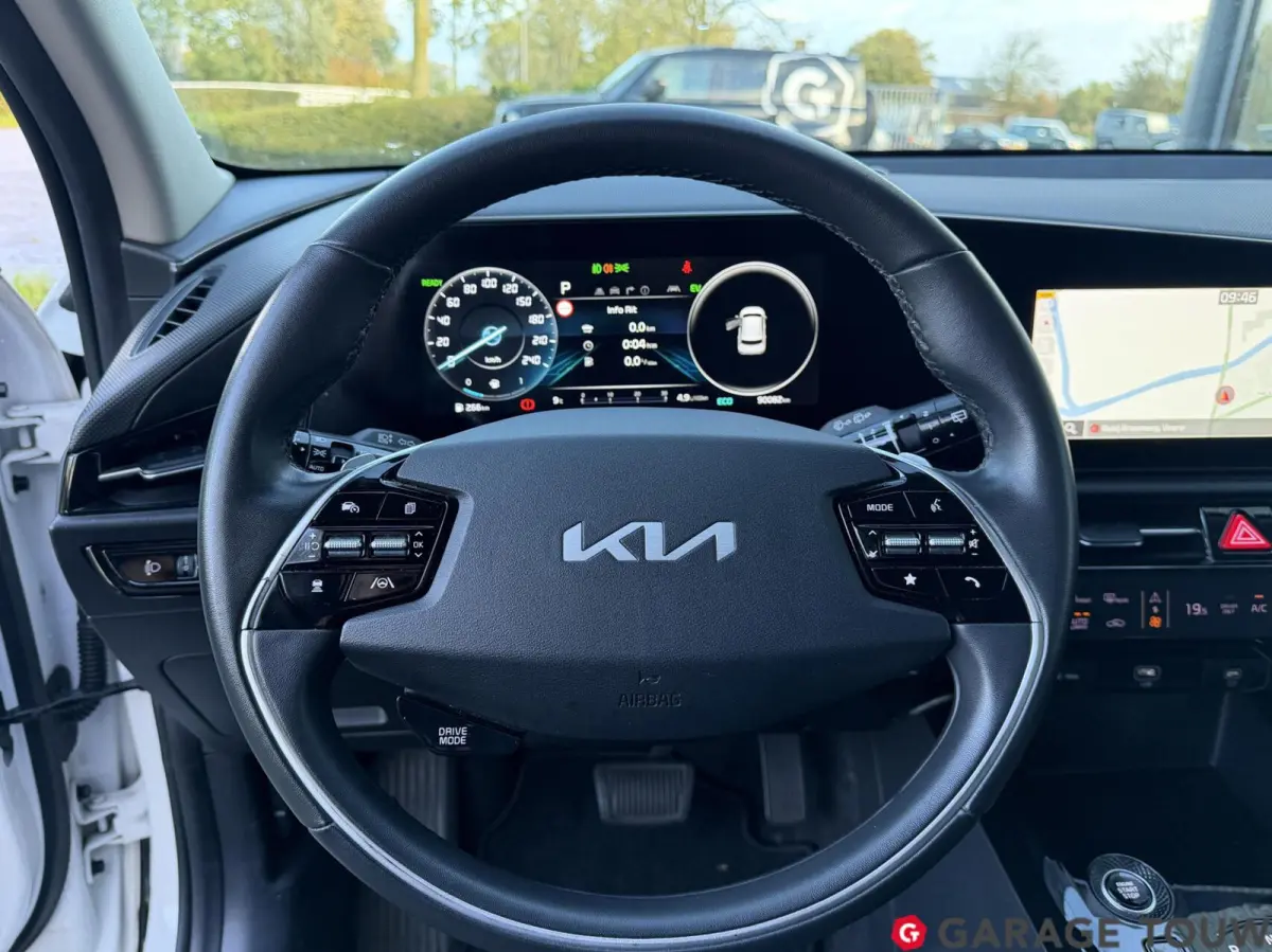 1.6 GDi Hybrid DynamicLine ACC, Camera, Keyless