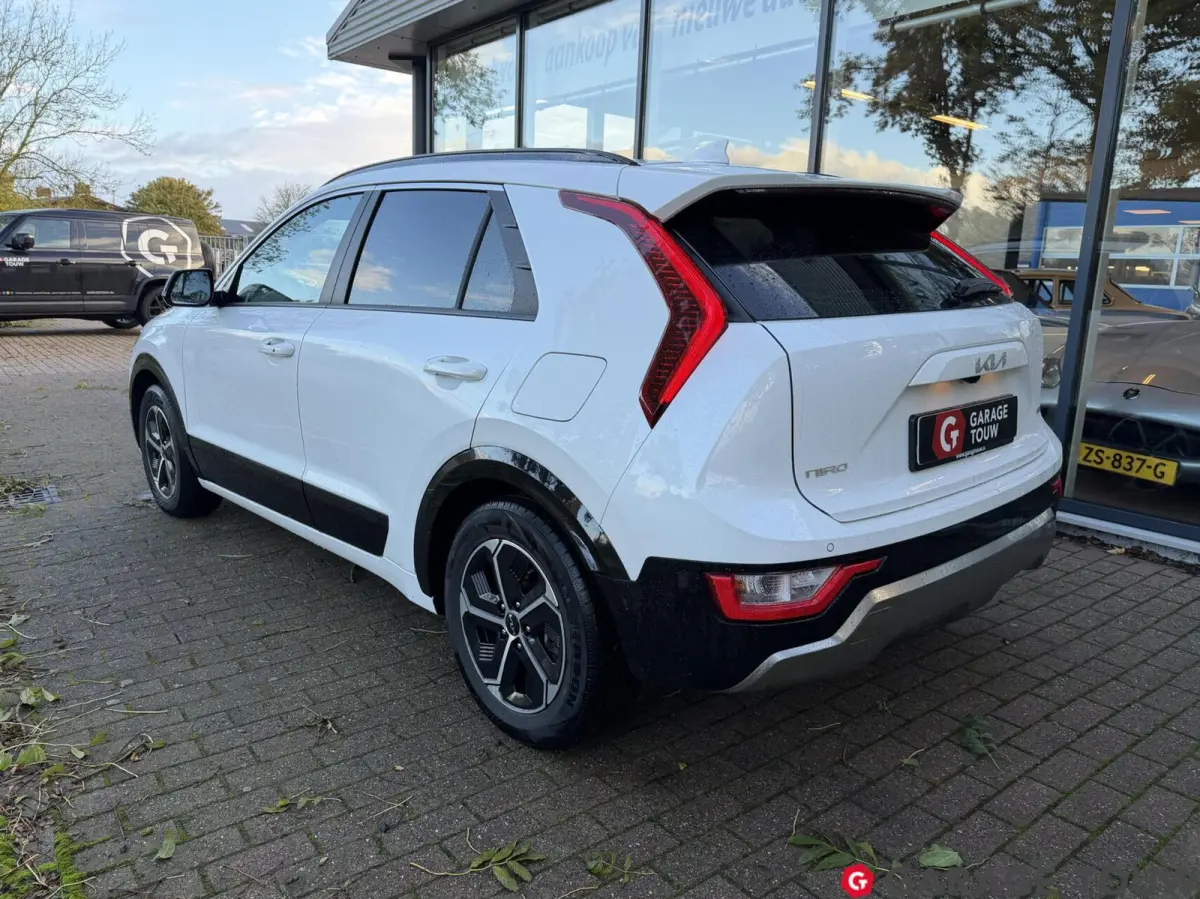 1.6 GDi Hybrid DynamicLine ACC, Camera, Keyless