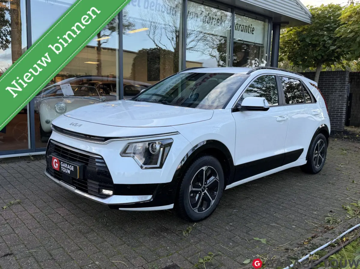 1.6 GDi Hybrid DynamicLine ACC, Camera, Keyless