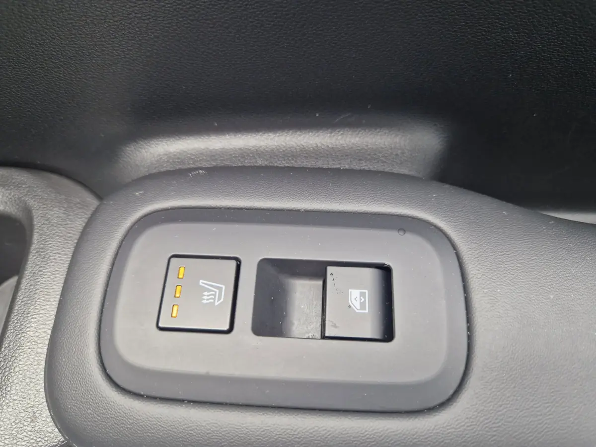 1.6 T-GDI PHEV Black Line 4WD 7p