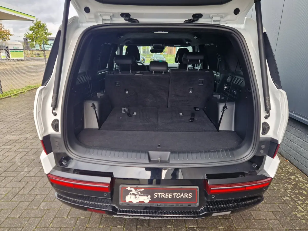 1.6 T-GDI PHEV Black Line 4WD 7p