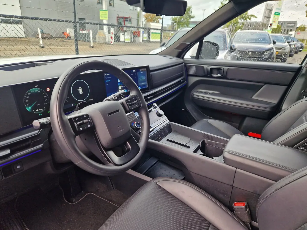 1.6 T-GDI PHEV Black Line 4WD 7p