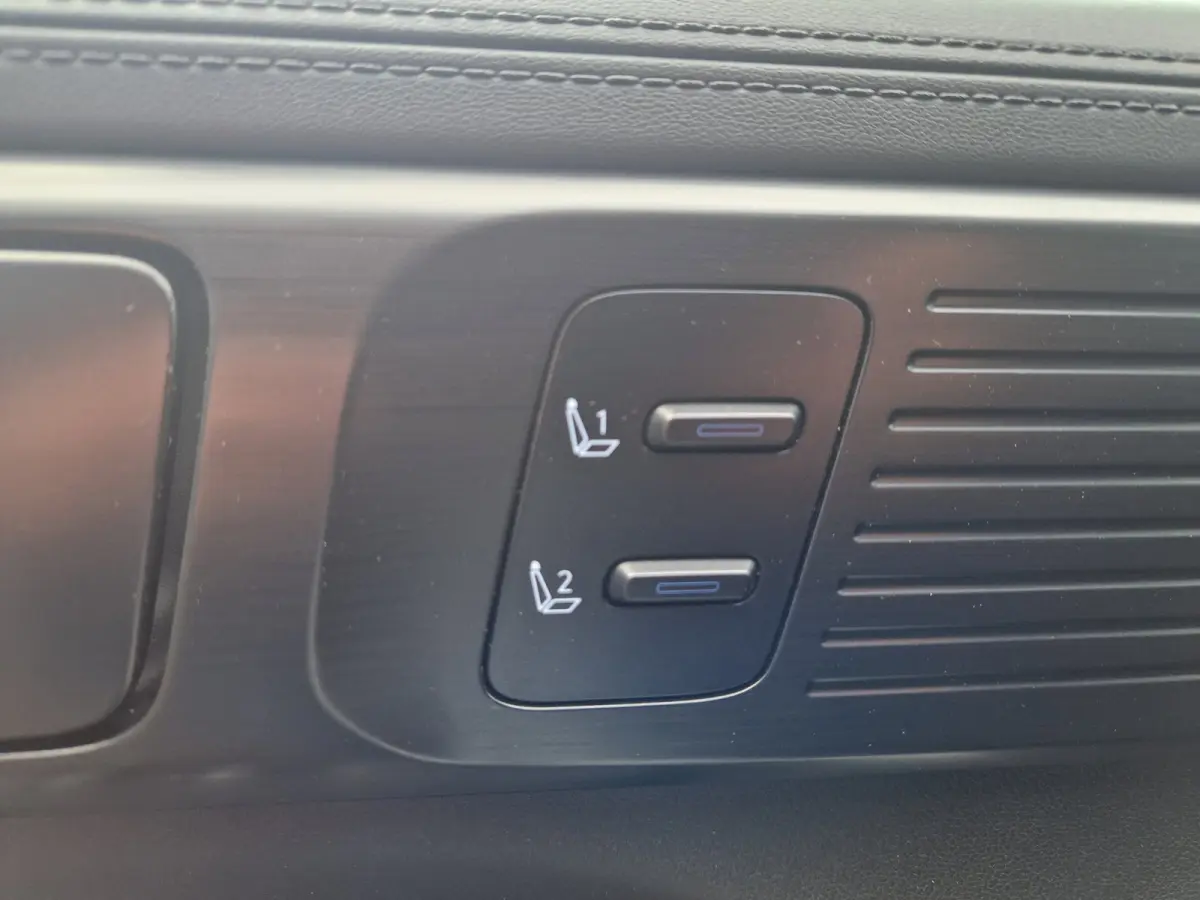 1.6 T-GDI PHEV Black Line 4WD 7p