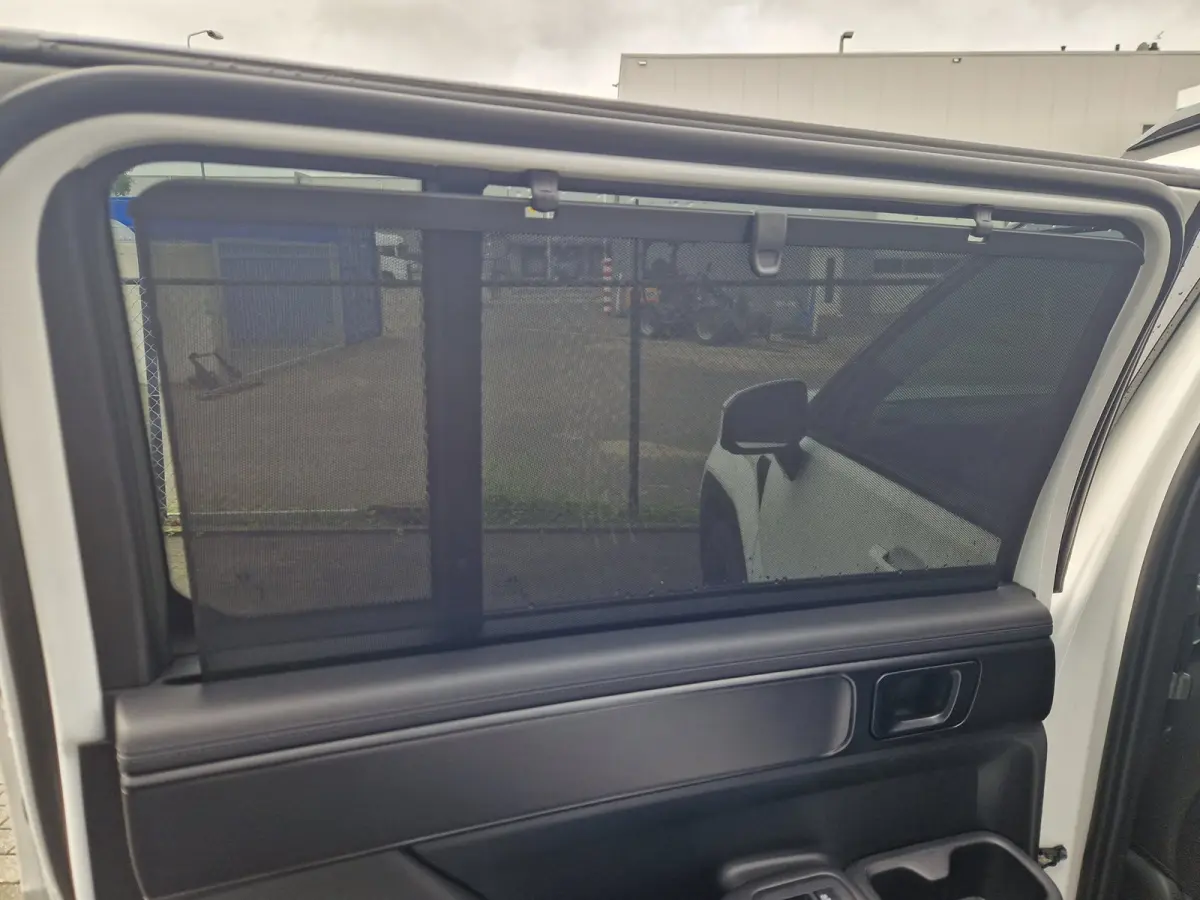 1.6 T-GDI PHEV Black Line 4WD 7p