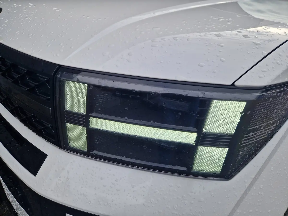 1.6 T-GDI PHEV Black Line 4WD 7p
