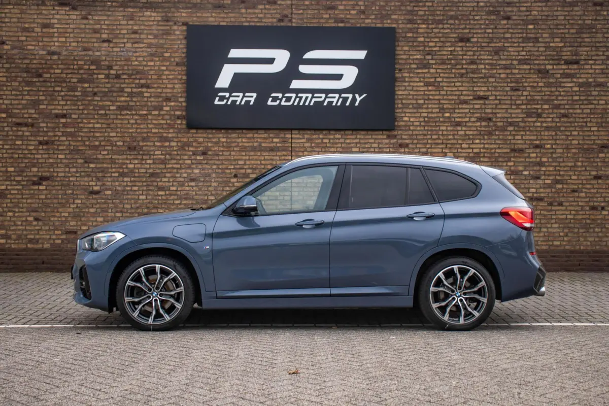 xDrive25e M-Sport, Pano, Leder, Memory, H&K, ACC