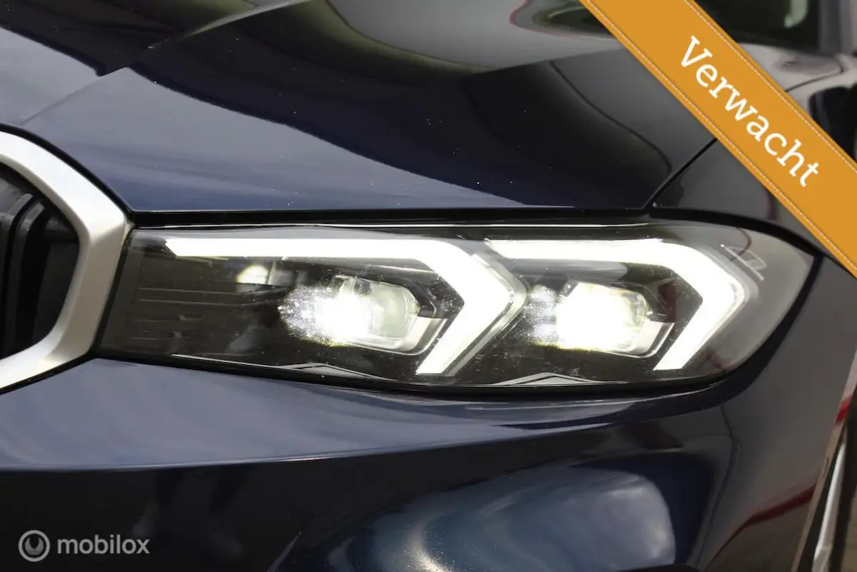 330e WIDESCREEN SOH91% TREKHAAK CARPLAY CAMERA
