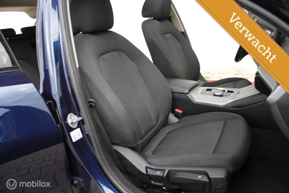330e WIDESCREEN SOH91% TREKHAAK CARPLAY CAMERA