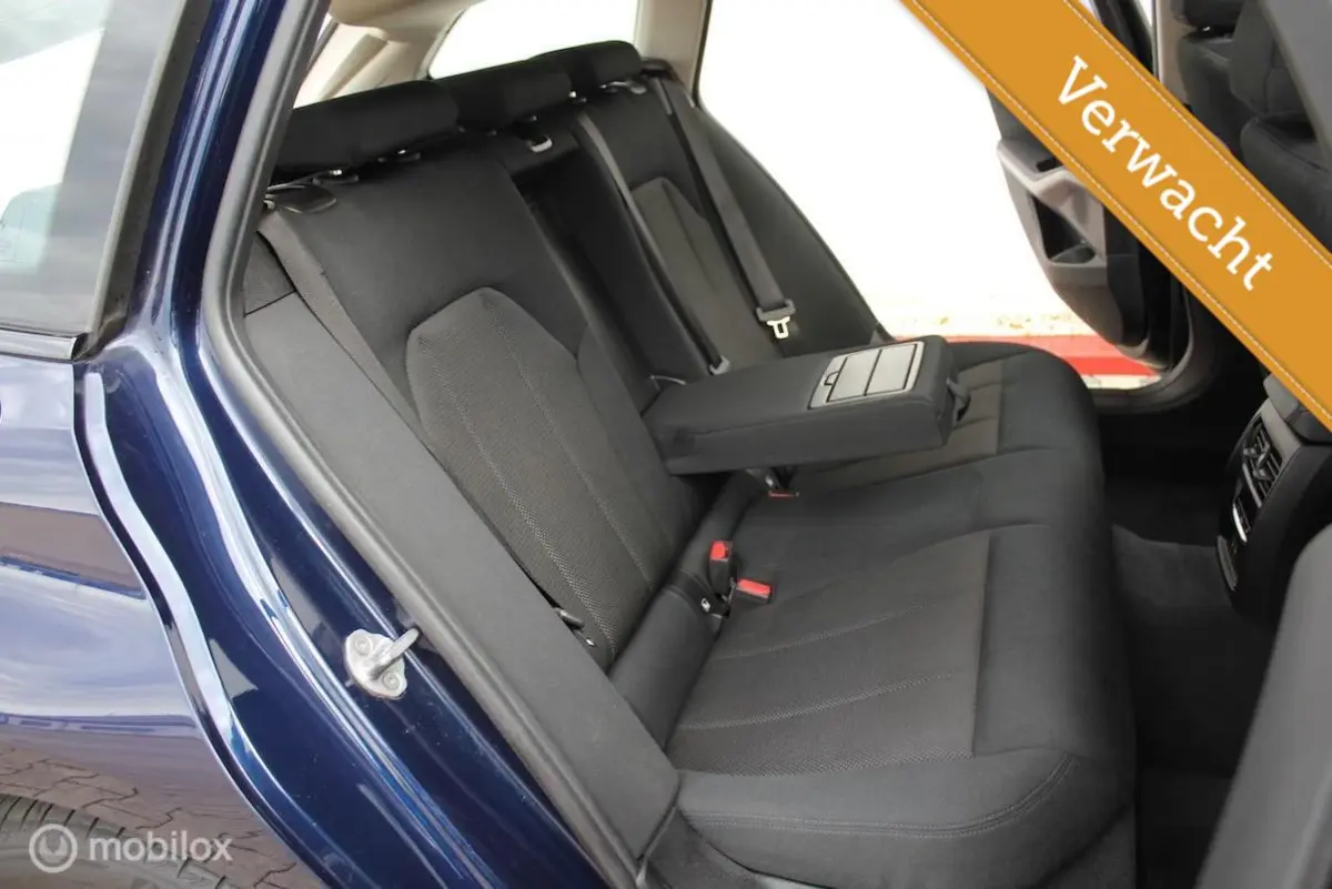 330e WIDESCREEN SOH91% TREKHAAK CARPLAY CAMERA