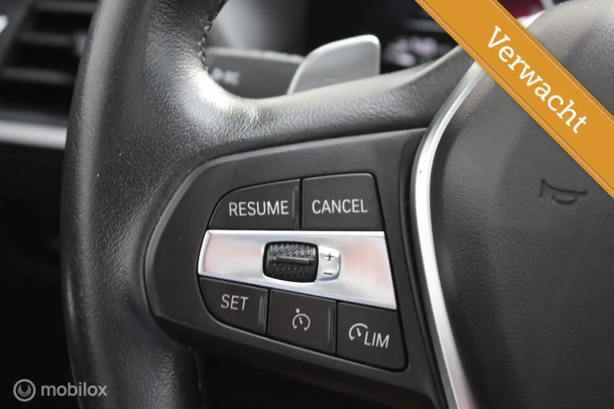330e WIDESCREEN SOH91% TREKHAAK CARPLAY CAMERA