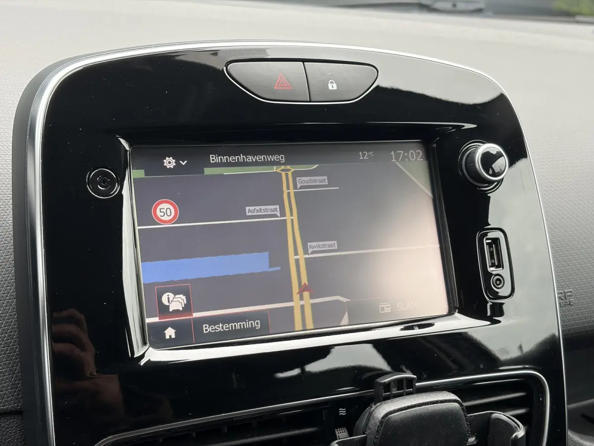 0.9 TCe Intens ✓D-Ketting vv in 01-2026✓Camera✓Navi✓Keyless✓Dealer Onderhouden✓Halfleder✓LED✓Lm velgen✓Airco✓Cruise✓Pdc V+A✓4 Elekt Ramen✓N.A.P✓Apk tot 05-2027
