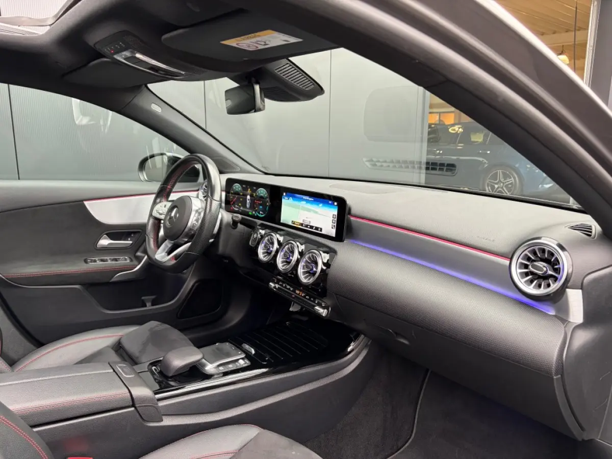 A 250e AMG Night Pano Sfeerlicht Leder Camera MBUX+ Afn.Trekhaak