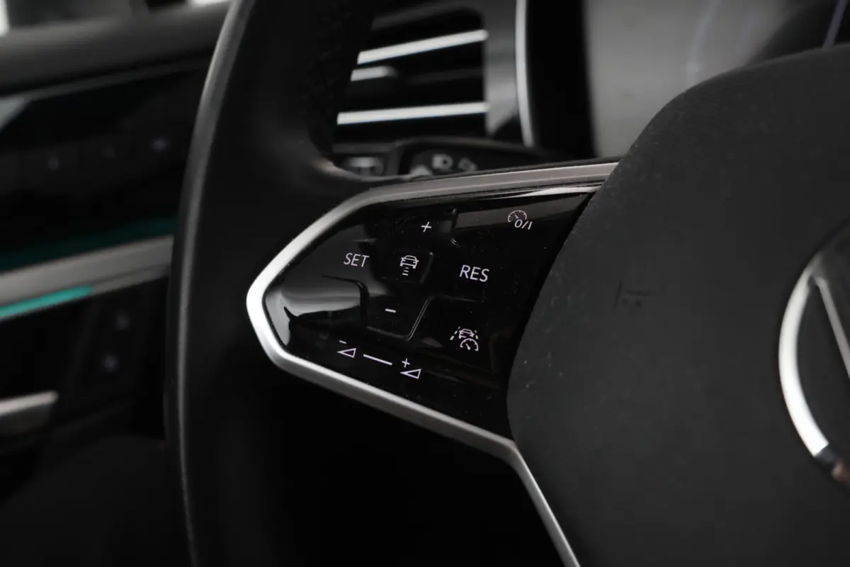 3.0 TSi eHybrid 4MOTION Trekhaak, Memory Seat, Luchtvering, Elektrisch glazen panorama-dak