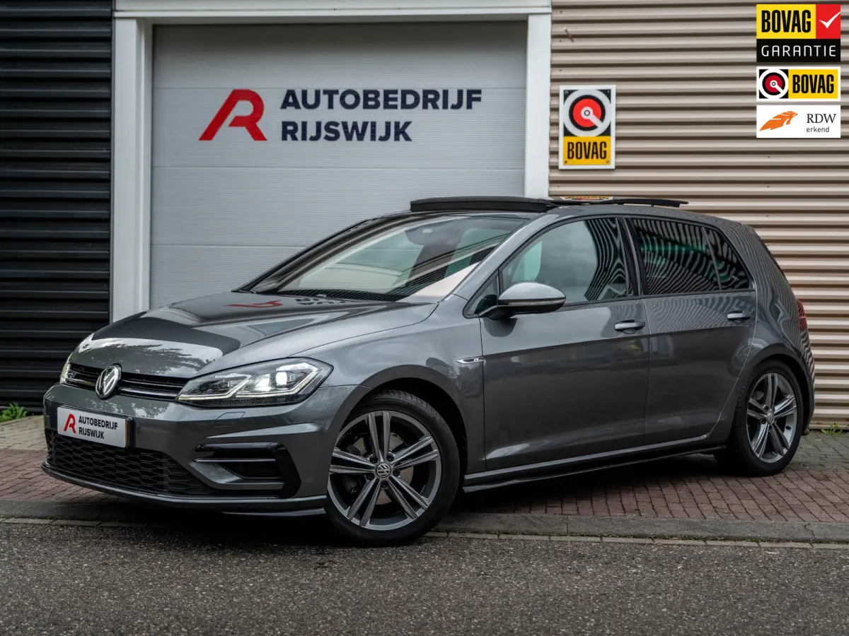 1.5 TSI 3xR-Line Pano/Camera/AppleCarPlay